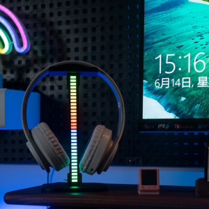 Giá treo tai nghe T12 có led thân - đen